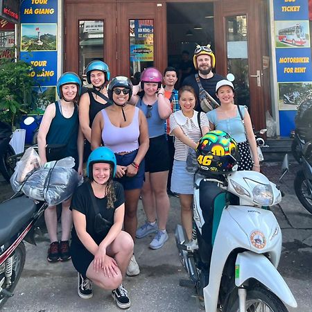 Ha Long Fancy Hostel With Vegetarian And Vegan Restaurant Zewnętrze zdjęcie