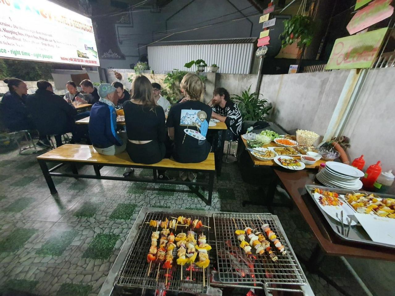 Ha Long Fancy Hostel With Vegetarian And Vegan Restaurant Zewnętrze zdjęcie