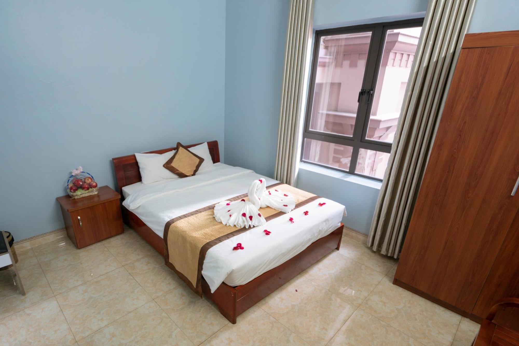 Ha Long Fancy Hostel With Vegetarian And Vegan Restaurant Zewnętrze zdjęcie