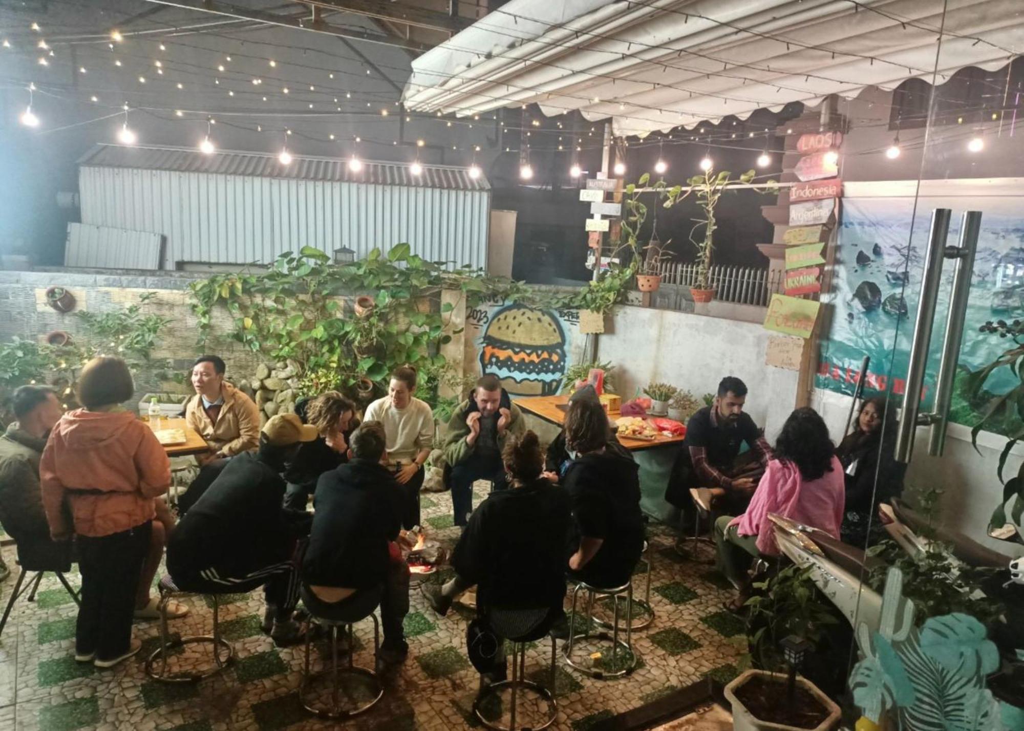 Ha Long Fancy Hostel With Vegetarian And Vegan Restaurant Zewnętrze zdjęcie